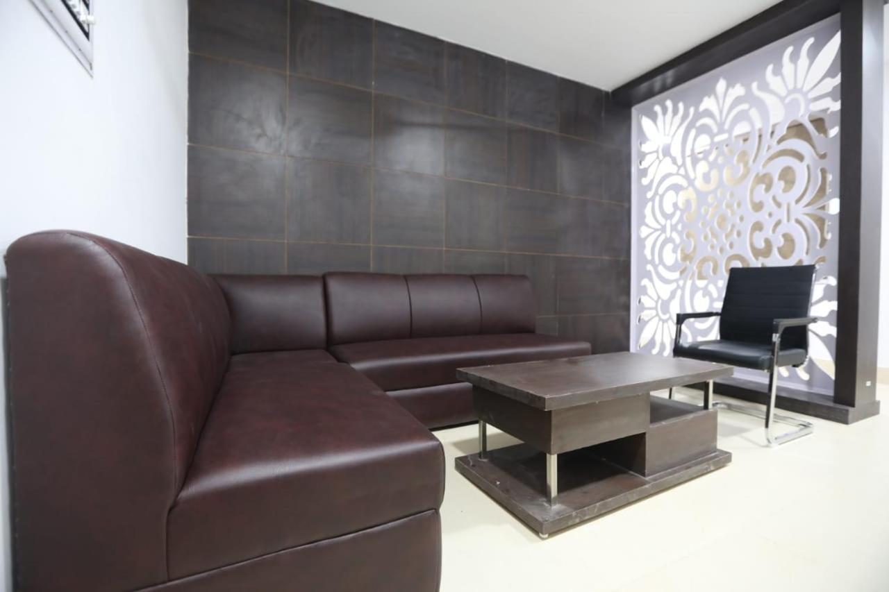 Tiger Den Club & Resort Palia Kalan 外观 照片